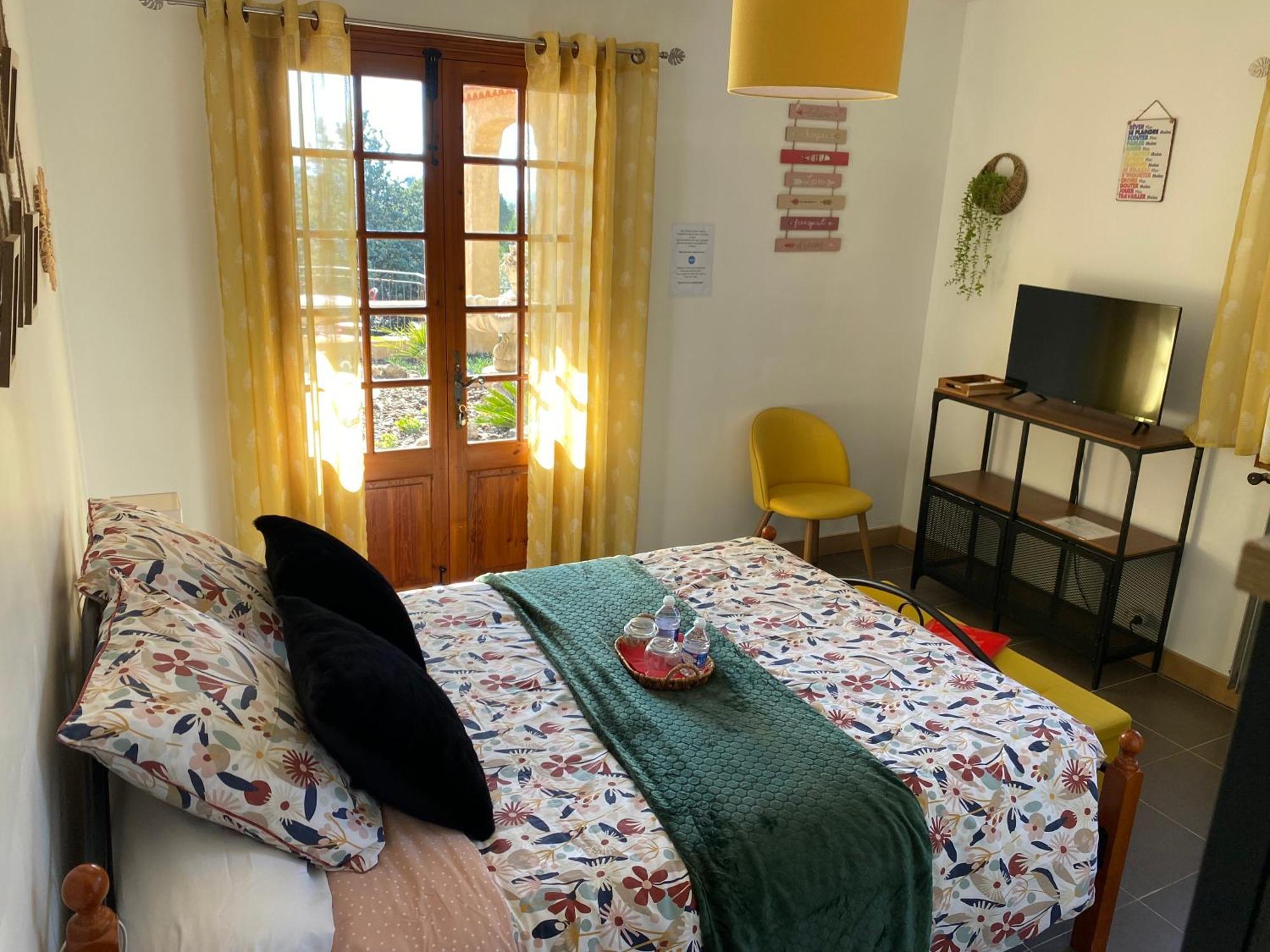 Bed and Breakfast La Joséline Flayosc Esterno foto